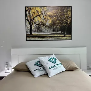  Quarto em Acomodações Particulares Quarto Suite Com Tv, Ar Quente-Frio E Sacada Em Casa Com Jardim